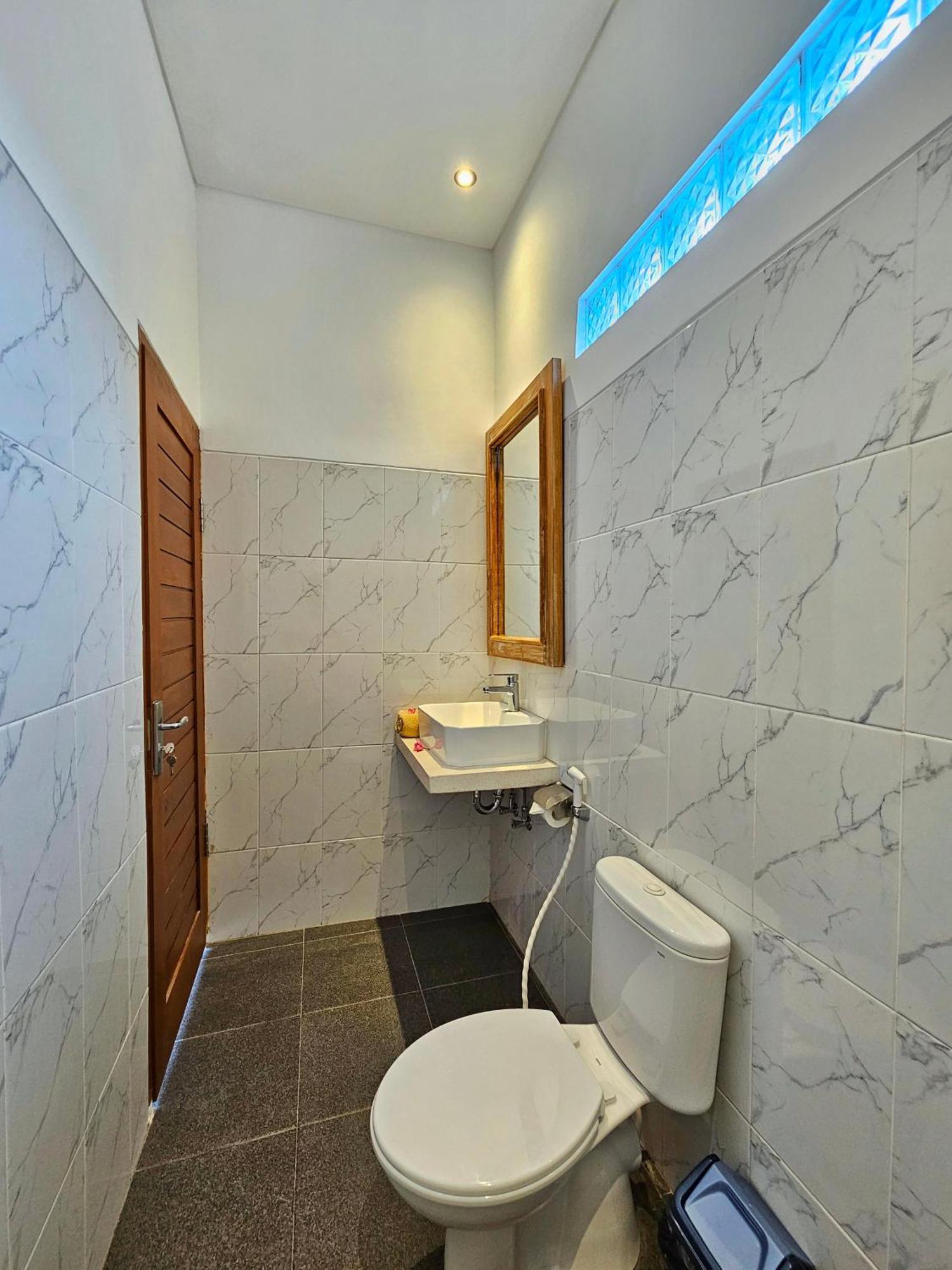 Dewi Putri House Hotel Ubud  Luaran gambar